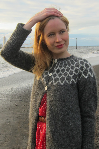 Alanna Nelson steeks knit Icelandic sweaters