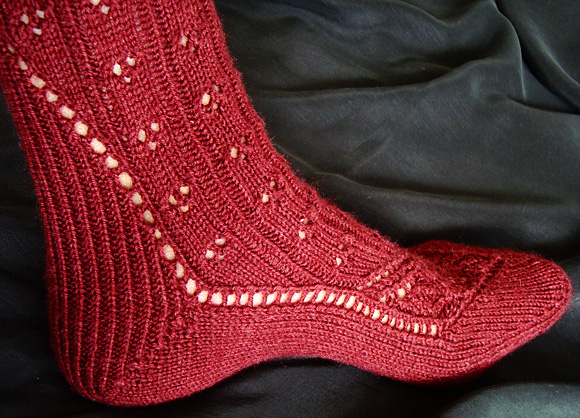 Lingerie sock : Knitty First Fall 2011