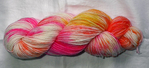 Dye yarn with Wilton Icing Dye! - Shiny Happy World