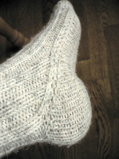 Knitting socks sale reinforced heel